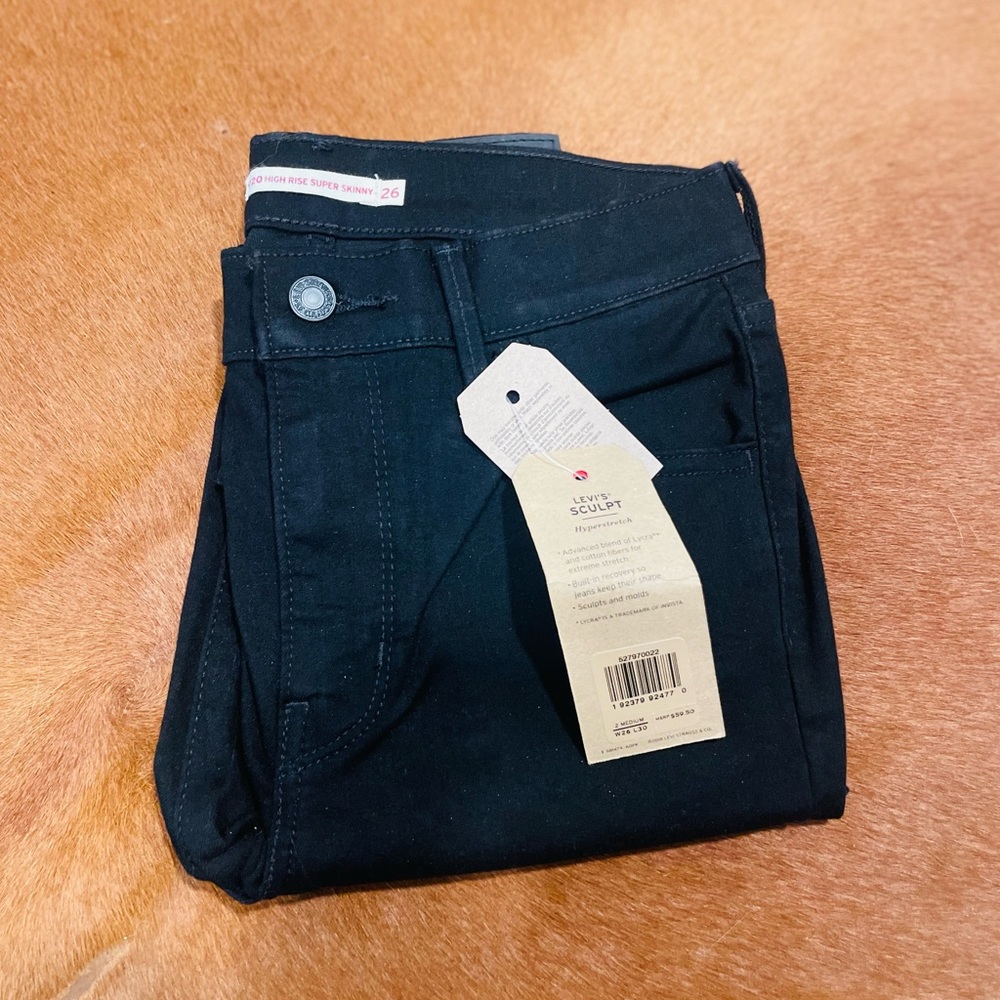 Levi’s 720 Black High-Rise Super Skinny Jeans - Size 26 - NWT